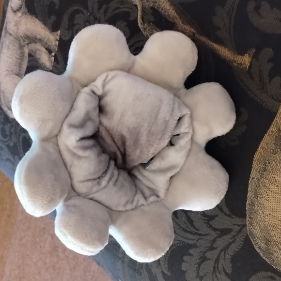 ∆TeeTurtle Reversible Plushies Black Gray Octopus Plushie Snowflake Cloud Fidget - Picture 14 of 17
